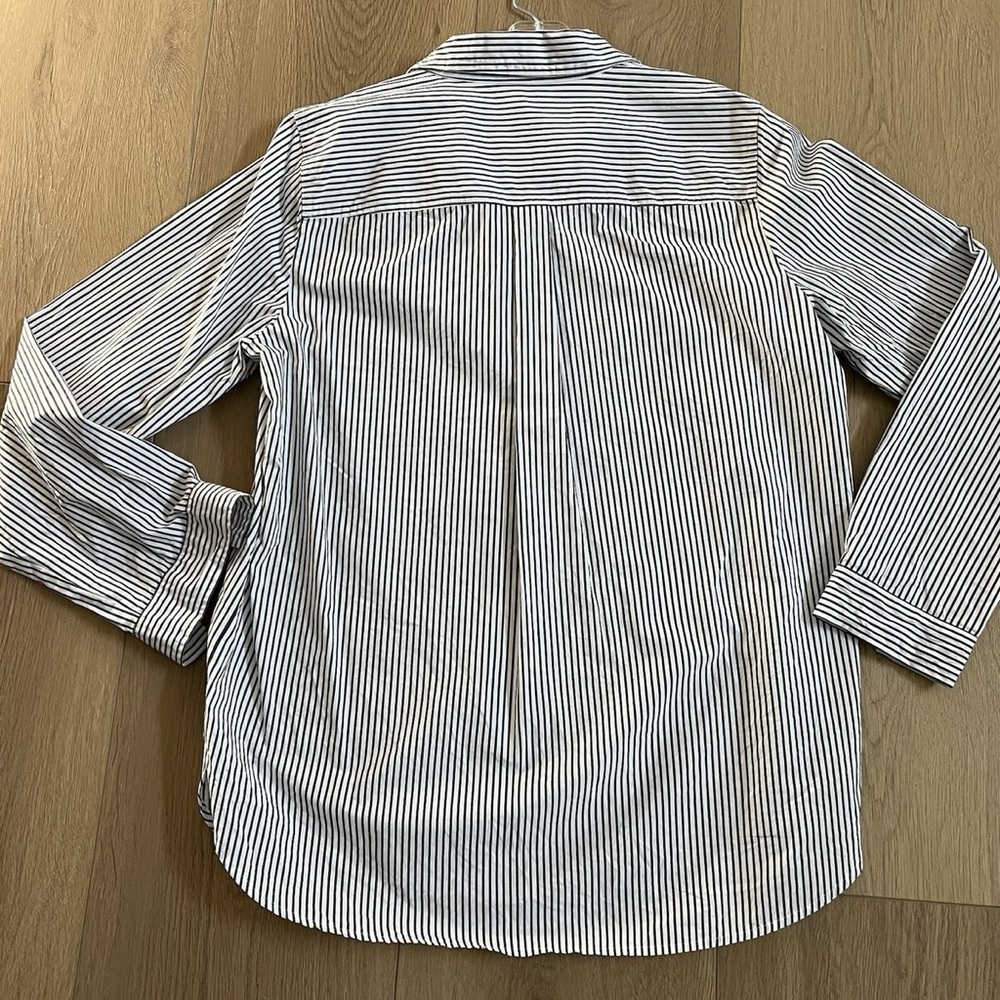 J.Crew Gray & White Striped Popover Shirt Women’s Large GUC - Picture 13 of 14